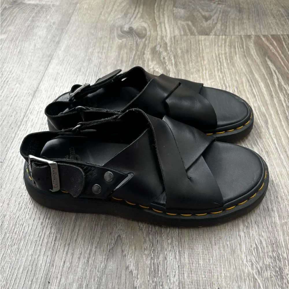 Dr. Martens Zane Black Leather Cross-Strap Sandals size 8 - Picture 1 of 7